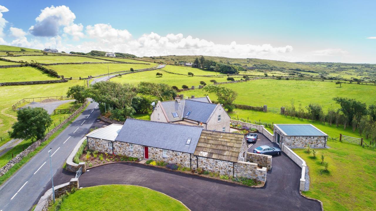 Villa The Hazel Doolin Esterno foto